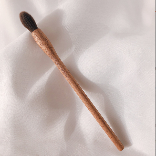 Natural walnut makeup brush kit